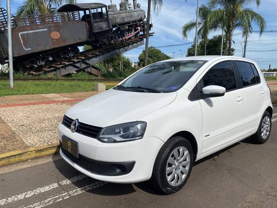 VOLKSWAGEN FOX 1.0 MI 8V FLEX 4P MANUAL